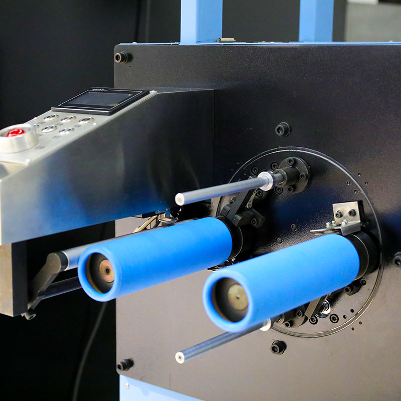 Shengbang Niedergeschwindigkeits-Hochleistungs-Garnwickler mit automatischer Umschaltung (SDJR-2401)